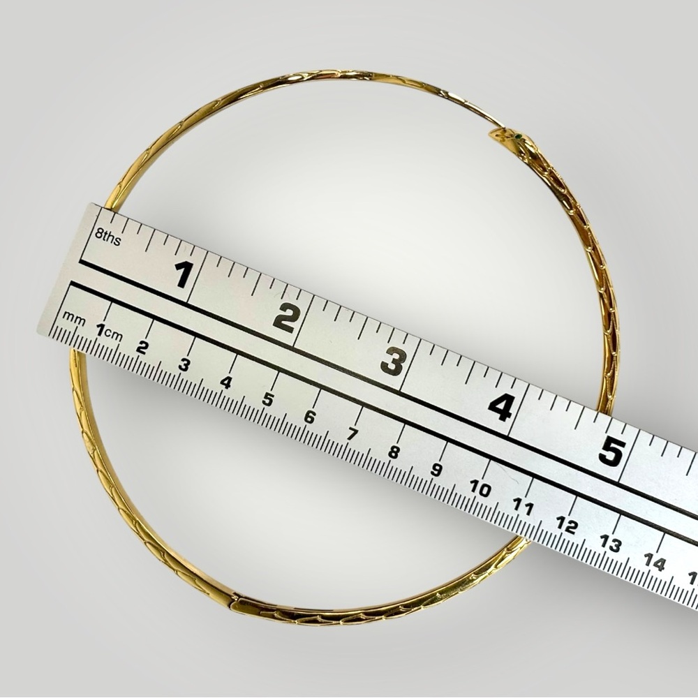 Blackhead Empty Town-Snake Hinged Choker Necklace 4.57” Diameter - Picture 6 of 6